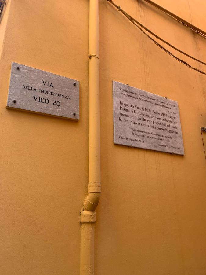 Casetta Blue House Gaeta Via Dell'Indipendenza Kültér fotó